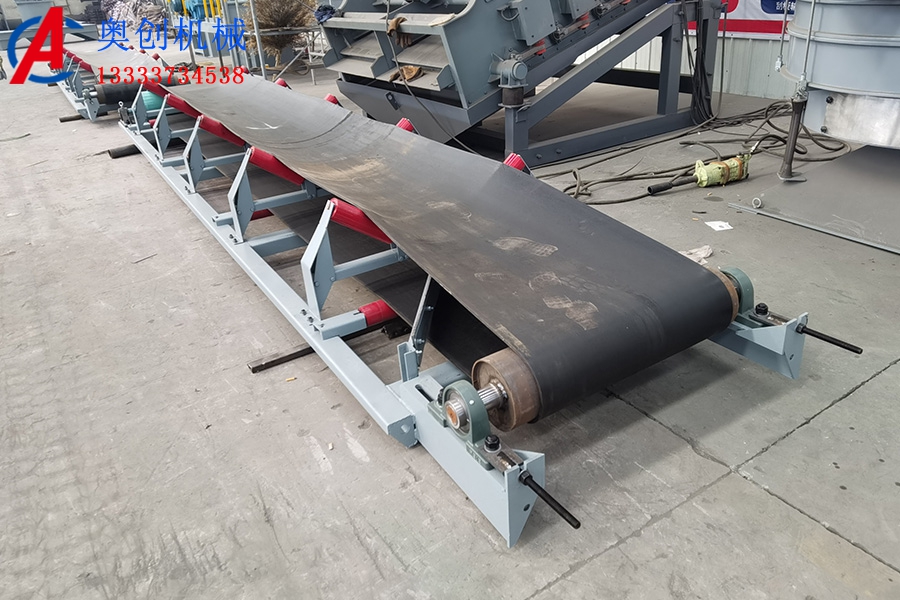 隧道輸送機(jī) 隧道輸送機(jī)